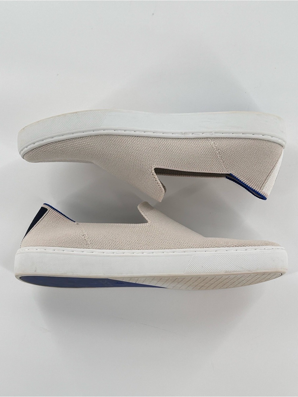 Rothy's The Original Knit Slip On Sneaker Sand Beige Size 8.5 - Picture 4 of 9